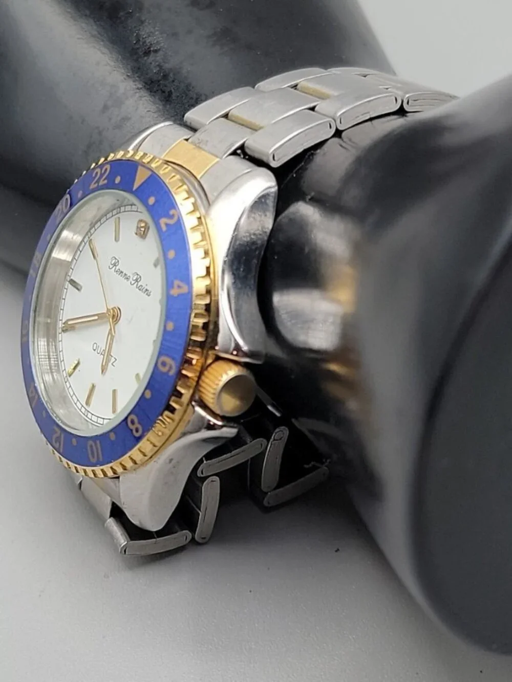 Vintage Renne Rains Stainless Steel Mens Two Tone Watch 8